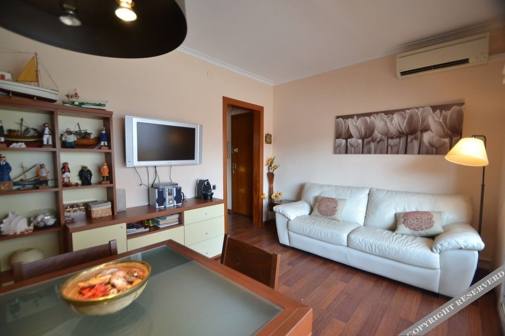 THE BEACH APARTMENT